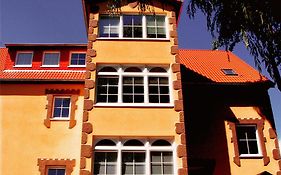 Ostsee-Rittergut-Ruegen Mit Binzhotel & Ordenskapelle & Romantikgut